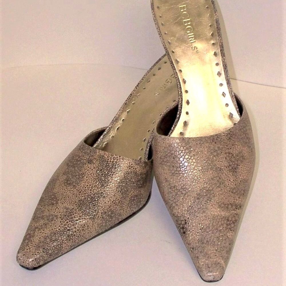 BCBG  shoes heels METALLIC leather 8.5 38.5
